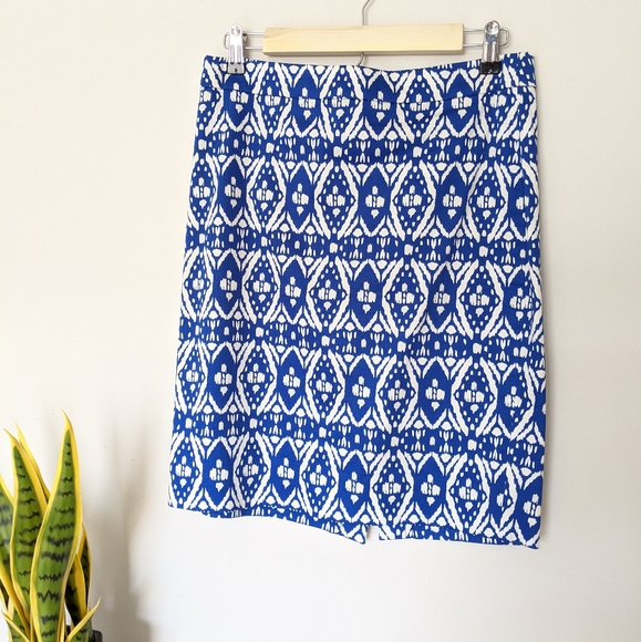 J. Crew Dresses & Skirts - J. Crew Perfect Pencil Skirt